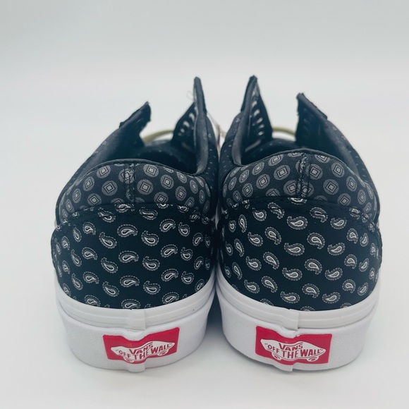 Vans Old Skool Shoes - Picture 3 of 7